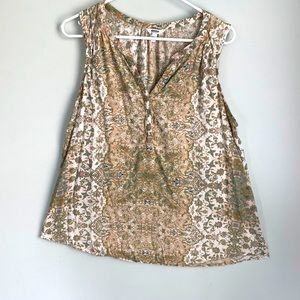 Cute sleeveless top for summer!